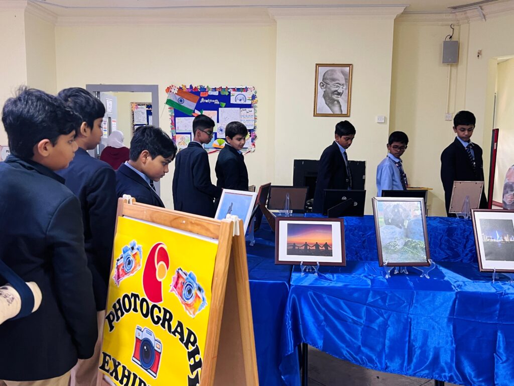 students-viewing-photography-exhibition
