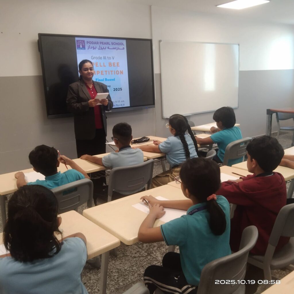 teacher-asking-question-spell-bee-competition