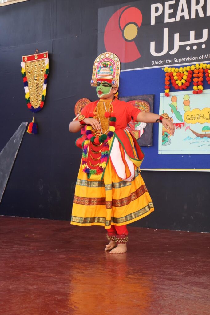 dance-kerala-piravi-at-pearl-school