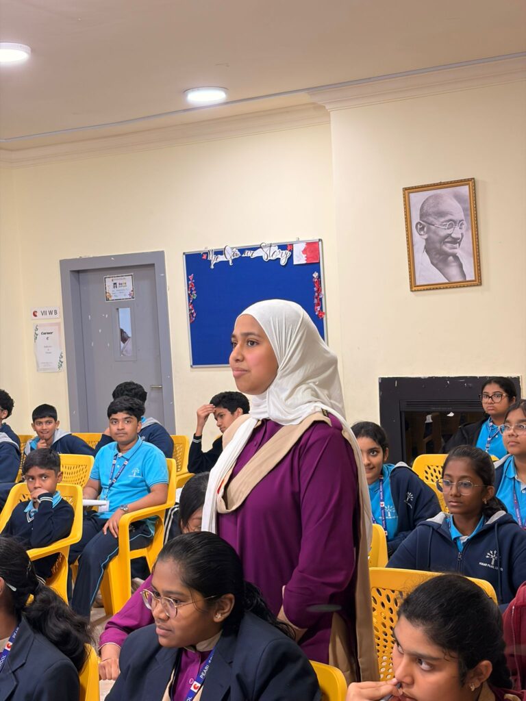 STUDENTS ACTIVELY ENGAGING IN CAREER GUIDANCE SESSION