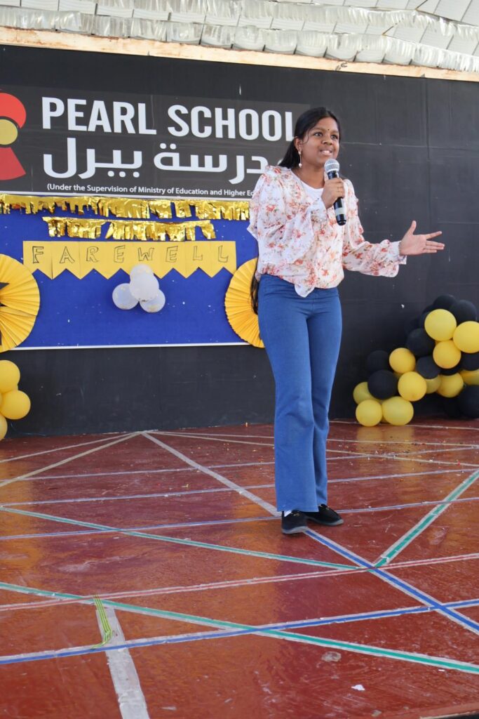 Students singing during the Farewell