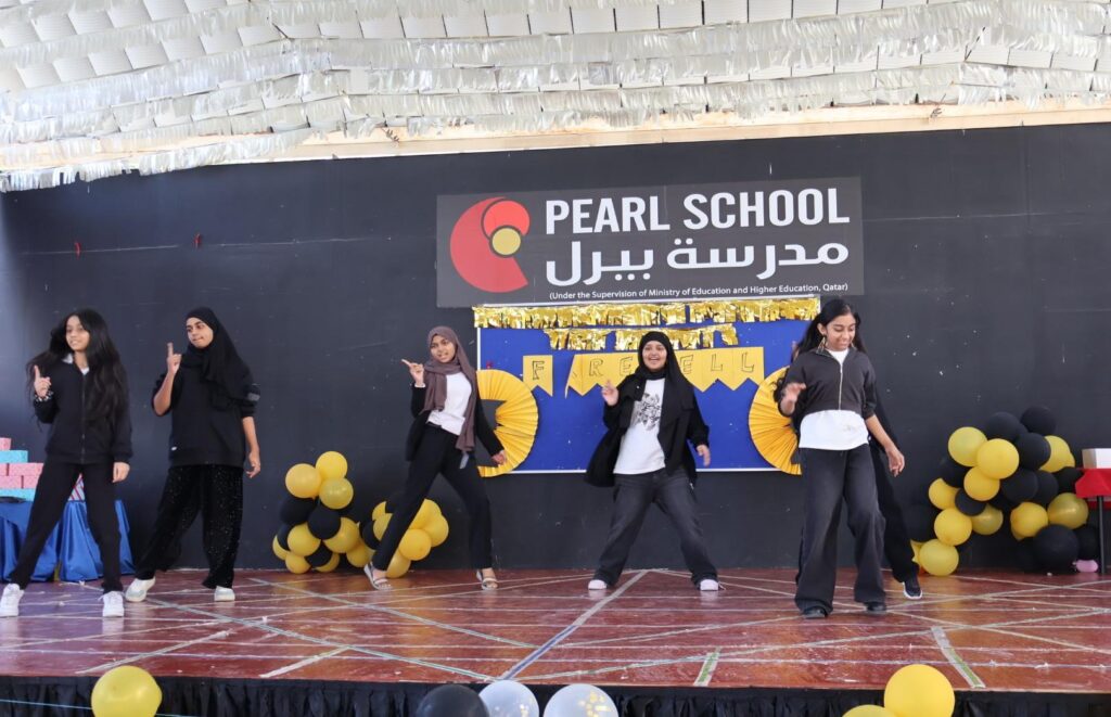 Students enjoying the Farewell celebration